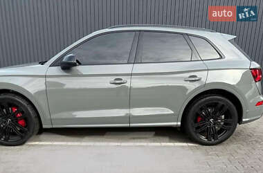 Внедорожник / Кроссовер Audi SQ5 2019 в 