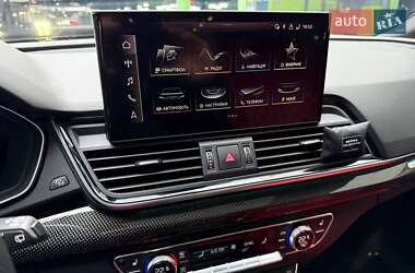 Внедорожник / Кроссовер Audi SQ5 2020 в 