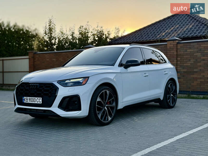 Внедорожник / Кроссовер Audi SQ5 2023 в Виннице