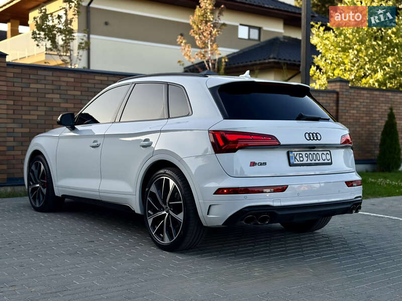 Внедорожник / Кроссовер Audi SQ5 2023 в Виннице
