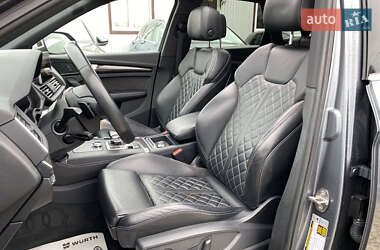 Внедорожник / Кроссовер Audi SQ5 2017 в 