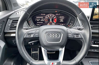 Внедорожник / Кроссовер Audi SQ5 2017 в 