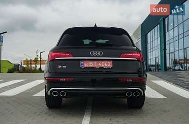 Внедорожник / Кроссовер Audi SQ5 2021 в 
