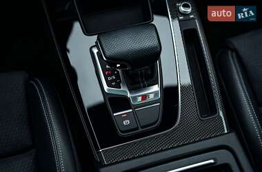 Внедорожник / Кроссовер Audi SQ5 2021 в 