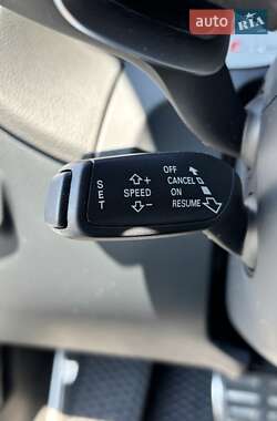 Внедорожник / Кроссовер Audi SQ5 2014 в 