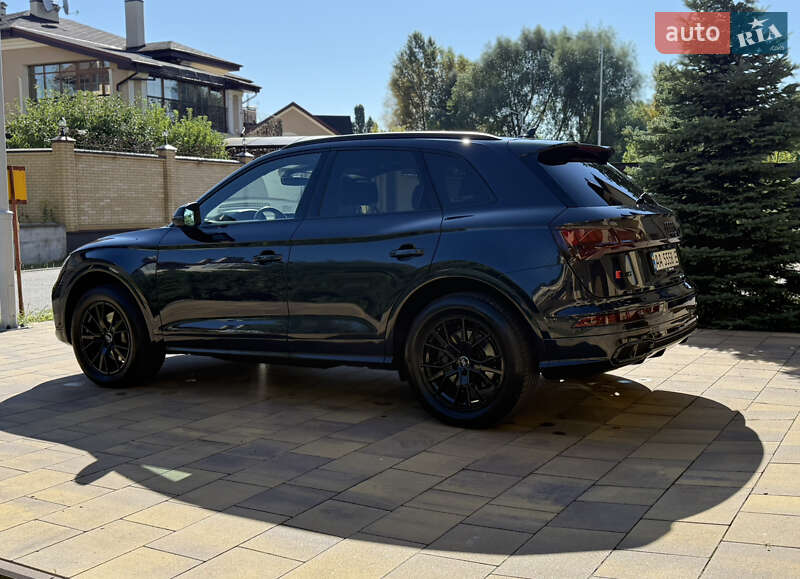 Внедорожник / Кроссовер Audi SQ5 2020 в Киеве