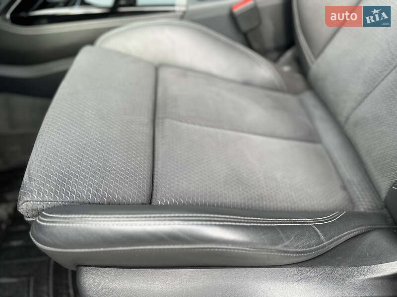 Внедорожник / Кроссовер Audi SQ5 2022 в Днепре фото 25 Внедорожник / Кроссовер Audi SQ5 2022 в Днепре