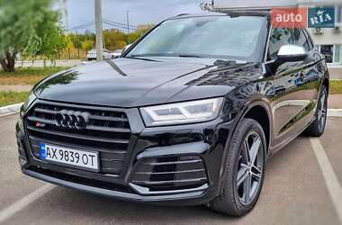 Внедорожник / Кроссовер Audi SQ5 2017 в 