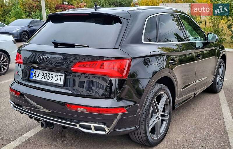 Позашляховик / Кросовер Audi SQ5 2017 в Харкові