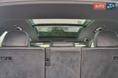 Внедорожник / Кроссовер Audi SQ5 2017 в 