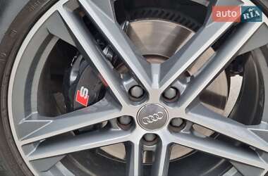 Внедорожник / Кроссовер Audi SQ5 2017 в 
