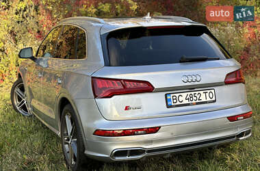 Внедорожник / Кроссовер Audi SQ5 2017 в 