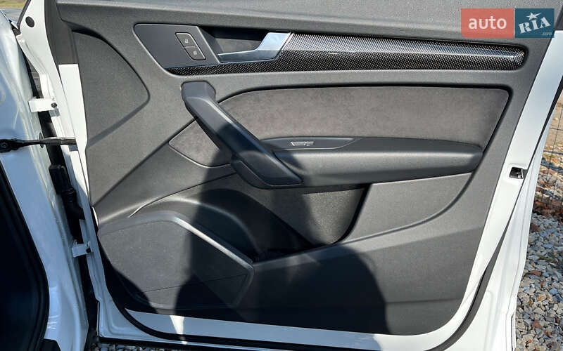 Внедорожник / Кроссовер Audi SQ5 2021 в Коломые фото 27 Внедорожник / Кроссовер Audi SQ5 2021 в Коломые