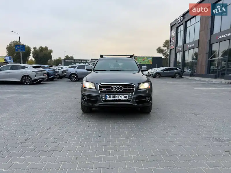Audi SQ5 2015