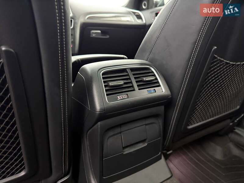Позашляховик / Кросовер Audi SQ5 2015 в Києві фото 12 Позашляховик / Кросовер Audi SQ5 2015 в Києві