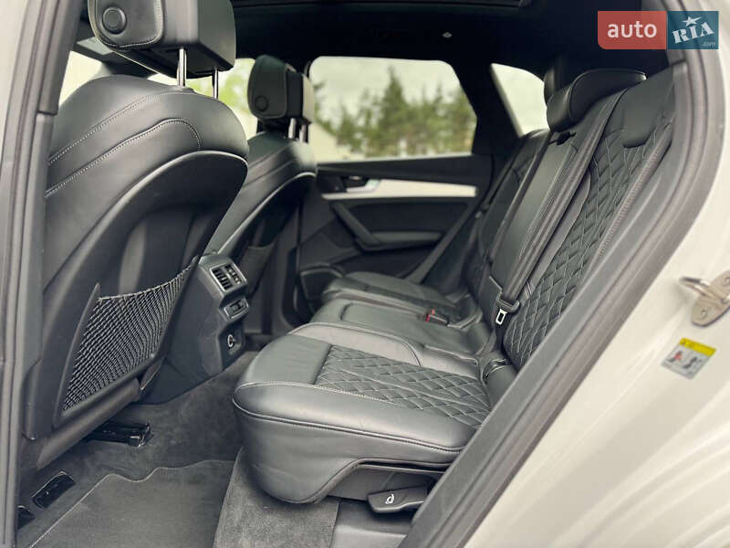 Позашляховик / Кросовер Audi SQ5 2018 в Києві фото 31 Позашляховик / Кросовер Audi SQ5 2018 в Києві