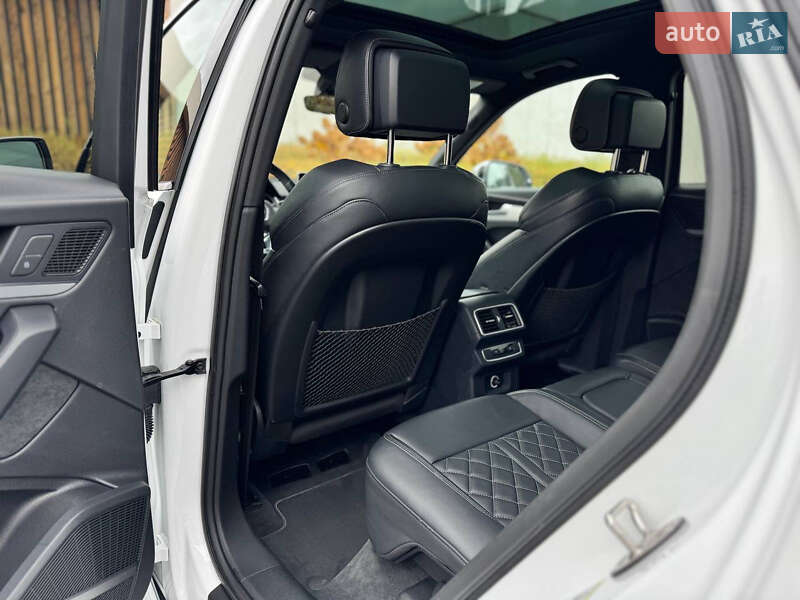 Позашляховик / Кросовер Audi SQ5 2018 в Києві фото 33 Позашляховик / Кросовер Audi SQ5 2018 в Києві