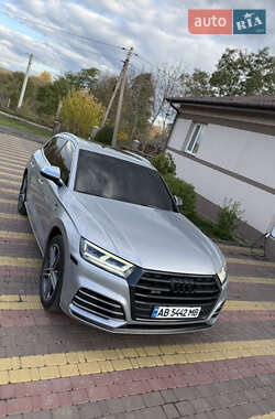 Внедорожник / Кроссовер Audi SQ5 2018 в Теплике