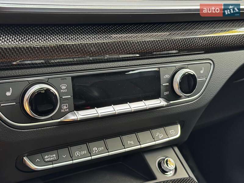 Позашляховик / Кросовер Audi SQ5 2017 в Києві фото 22 Позашляховик / Кросовер Audi SQ5 2017 в Києві