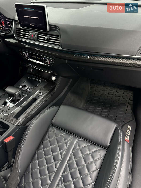 Позашляховик / Кросовер Audi SQ5 2017 в Одесі фото 23 Позашляховик / Кросовер Audi SQ5 2017 в Одесі