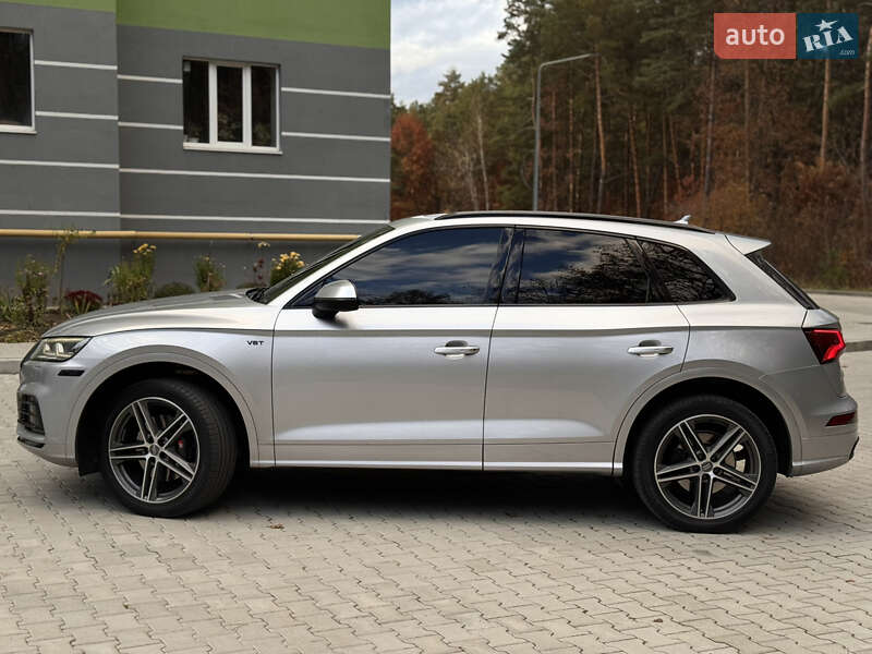 Позашляховик / Кросовер Audi SQ5 2017 в Львові фото 10 Позашляховик / Кросовер Audi SQ5 2017 в Львові