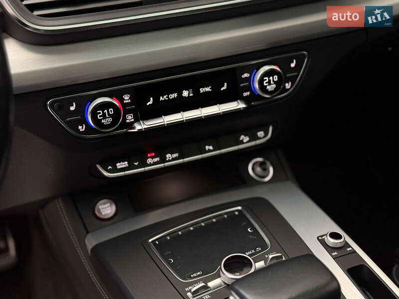 Позашляховик / Кросовер Audi SQ5 2017 в Львові фото 28 Позашляховик / Кросовер Audi SQ5 2017 в Львові