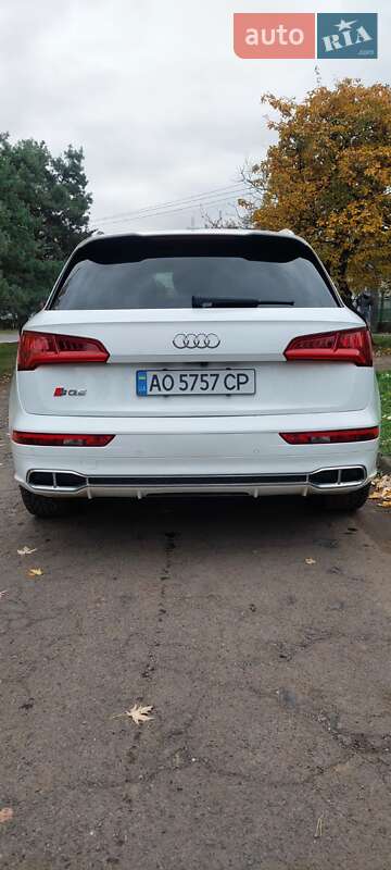 Позашляховик / Кросовер Audi SQ5 2017 в Ужгороді