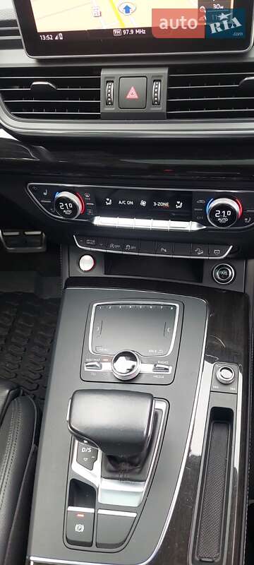 Позашляховик / Кросовер Audi SQ5 2017 в Ужгороді