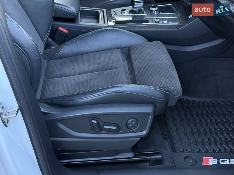 Внедорожник / Кроссовер Audi SQ5 2017 в Тернополе