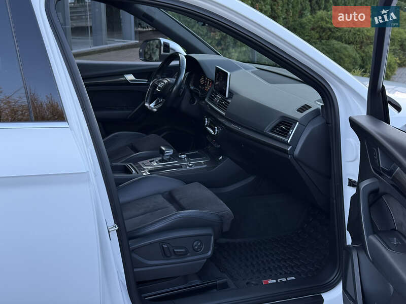 Внедорожник / Кроссовер Audi SQ5 2017 в Тернополе