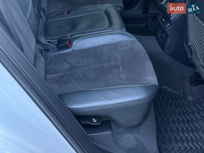 Внедорожник / Кроссовер Audi SQ5 2017 в Тернополе