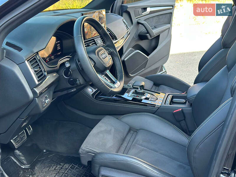 Внедорожник / Кроссовер Audi SQ5 2022 в Днепре