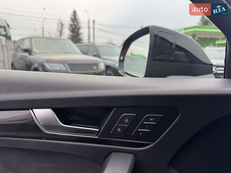 Позашляховик / Кросовер Audi SQ5 2019 в Тернополі