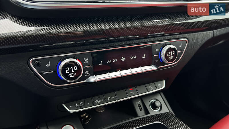 Позашляховик / Кросовер Audi SQ5 2021 в Львові