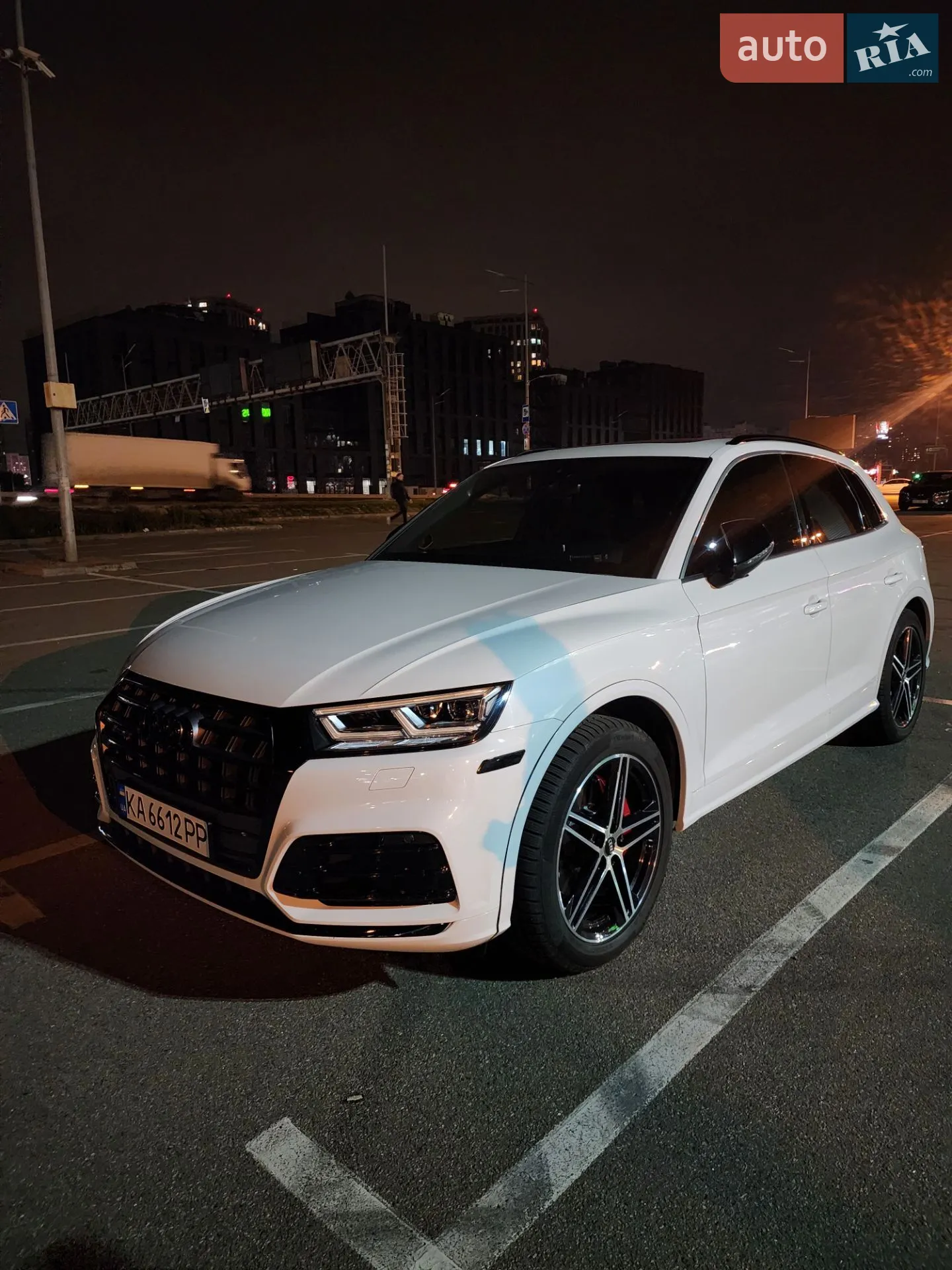 2018 Audi SQ5 - мініатюра 2