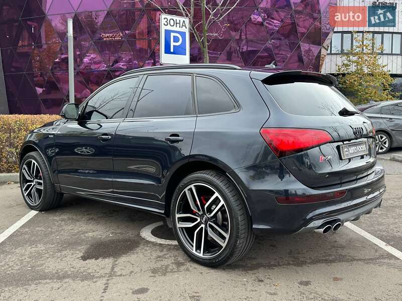 Позашляховик / Кросовер Audi SQ5 2015 в Києві