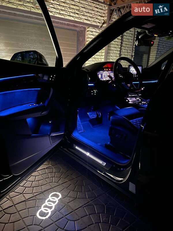 Позашляховик / Кросовер Audi SQ5 2019 в Львові