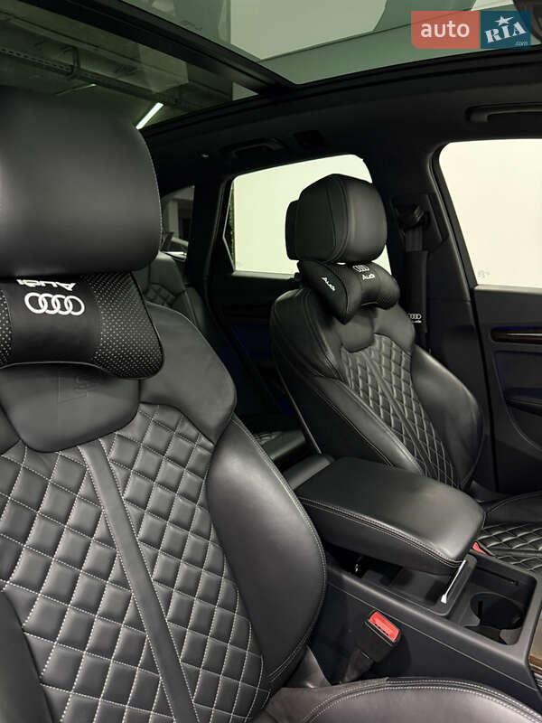 Позашляховик / Кросовер Audi SQ5 2018 в Одесі