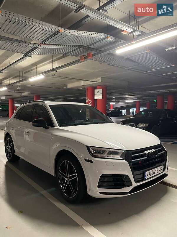 Внедорожник / Кроссовер Audi SQ5 2018 в Киеве фото 27 Внедорожник / Кроссовер Audi SQ5 2018 в Киеве