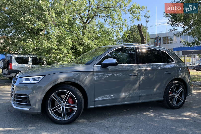 Позашляховик / Кросовер Audi SQ5 2018 в Києві
