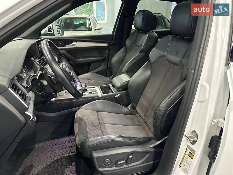 Внедорожник / Кроссовер Audi SQ5 2018 в Каменском