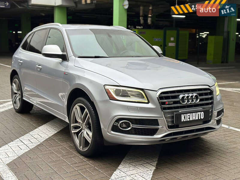 Внедорожник / Кроссовер Audi SQ5 2014 в Киеве