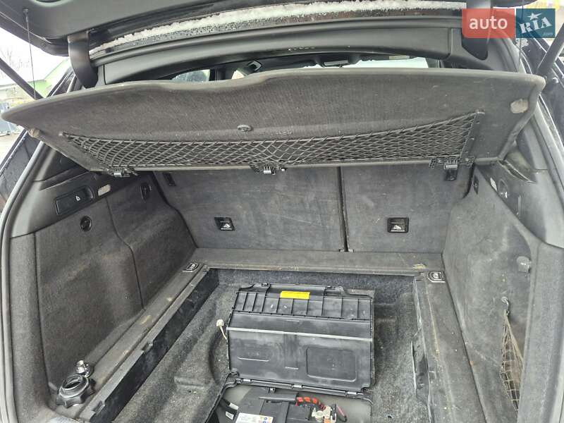 Внедорожник / Кроссовер Audi SQ5 2016 в Ивано-Франковске фото 22 Внедорожник / Кроссовер Audi SQ5 2016 в Ивано-Франковске