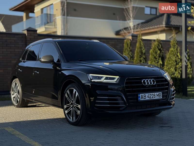 Позашляховик / Кросовер Audi SQ5 2018 в Вінниці