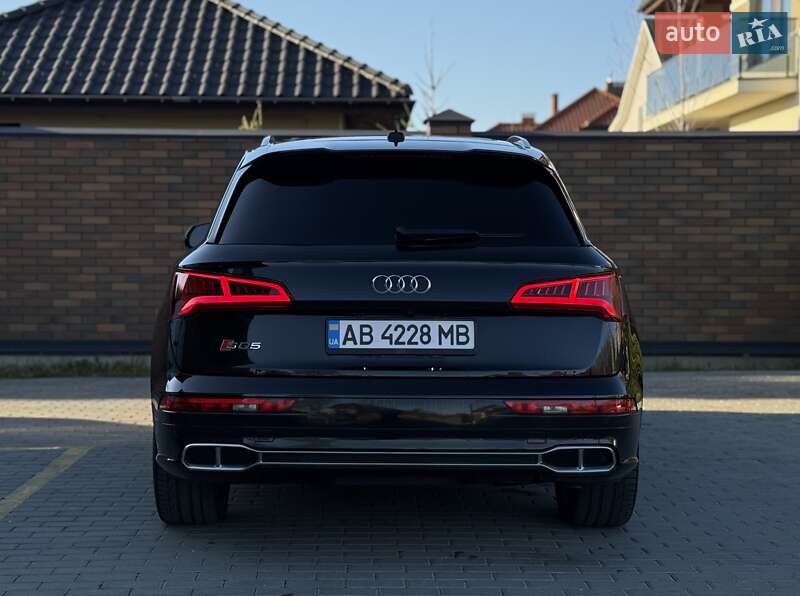 Позашляховик / Кросовер Audi SQ5 2018 в Вінниці