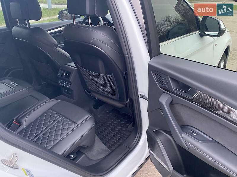 Внедорожник / Кроссовер Audi SQ5 2023 в Днепре