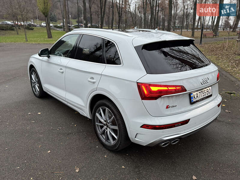 Позашляховик / Кросовер Audi SQ5 2021 в Києві фото 12 Позашляховик / Кросовер Audi SQ5 2021 в Києві