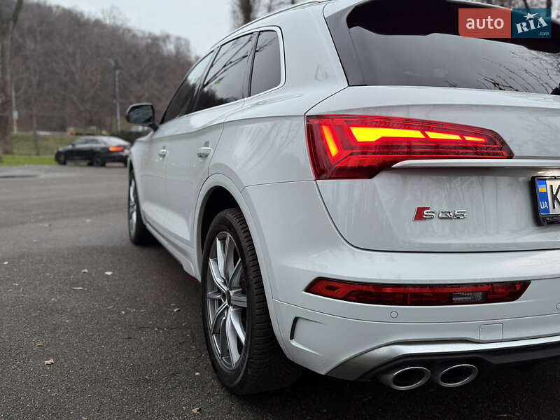 Позашляховик / Кросовер Audi SQ5 2021 в Києві фото 15 Позашляховик / Кросовер Audi SQ5 2021 в Києві