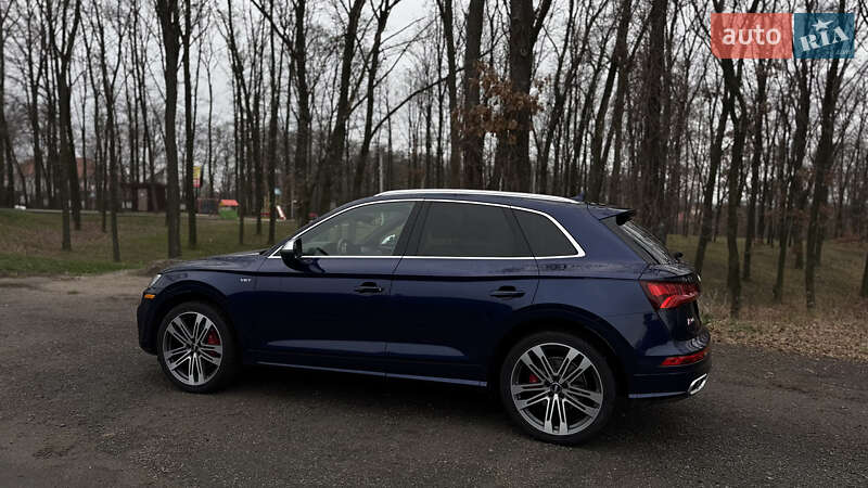 Внедорожник / Кроссовер Audi SQ5 2017 в Киеве фото 4 Внедорожник / Кроссовер Audi SQ5 2017 в Киеве