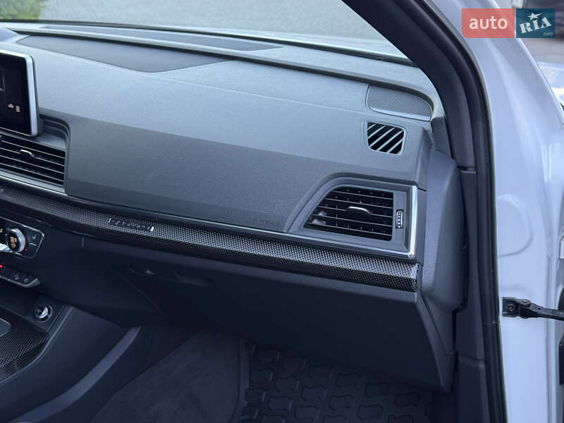 Позашляховик / Кросовер Audi SQ5 2017 в Тернополі